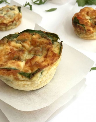 Red pepper, spinach muffins Thrive Health & Nutrition Magazine