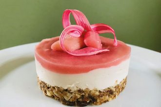 rhubarb cheesecake - Thrive Nutrition and Health Magazine