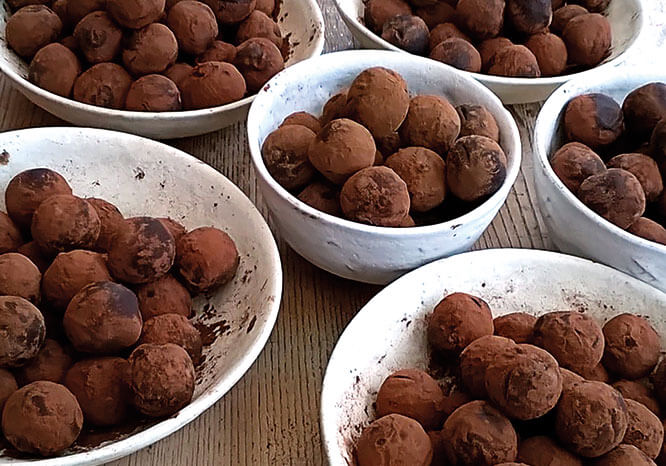 healthy truffles - Thrive Nutrition and Health Magazine