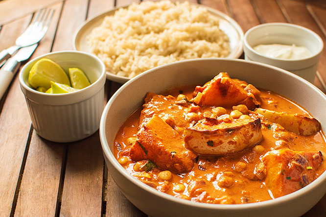 veggie curry - thrive magazine
